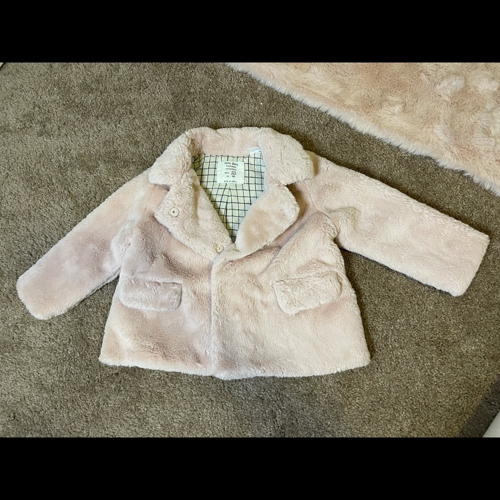 Zara 2/3T winter faux fur coat EUC